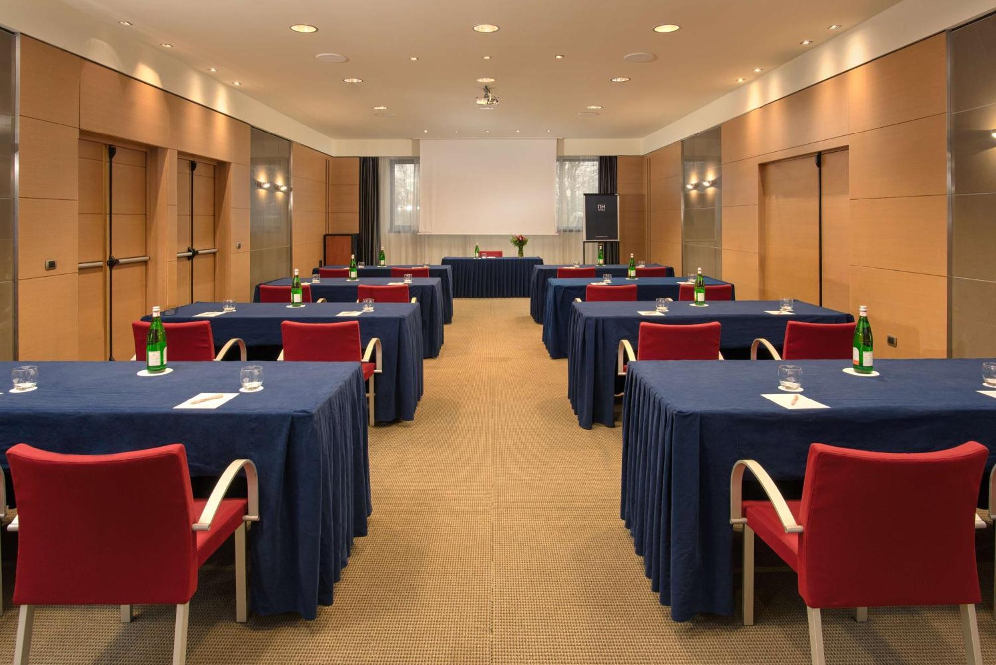 Hotel Nh Bologna Villanova 4*